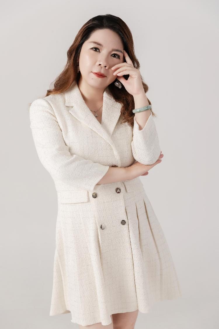 Angela Wang — CEO of MAISURE
